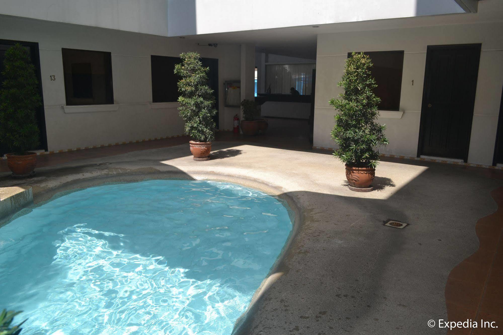 Boomerang Hotel Angeles Exterior foto